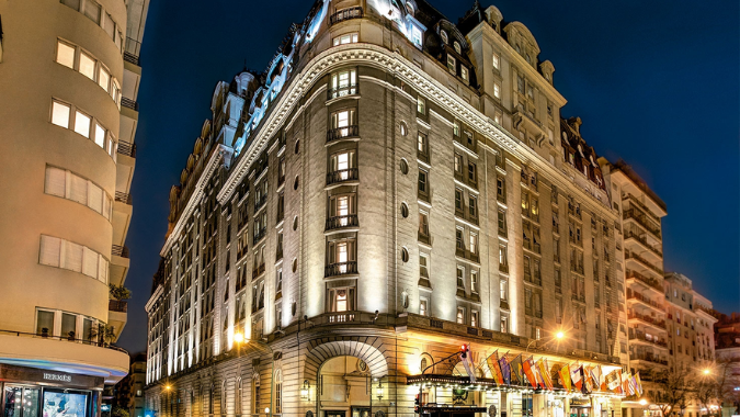 Brindis de Año Nuevo en el Alvear Palace Hotel de Buenos Aires Brindis de Año Nuevo en el Alvear Palace Hotel de Buenos Aires