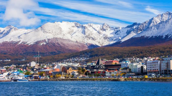 Cross to Puerto Williams from Ushuaia with this day tour! Cross to Puerto Williams from Ushuaia with this day tour!